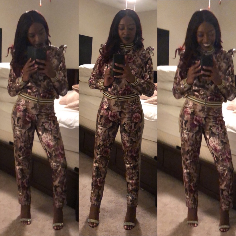 Two piece floral camp set